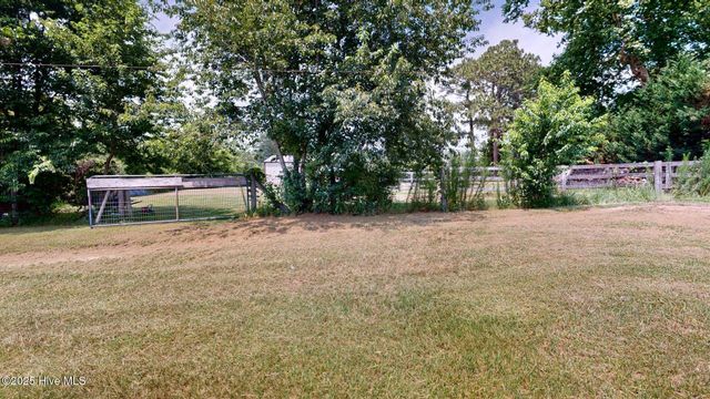 189 Nc 73, West End, NC 27376