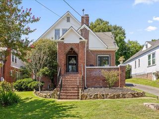 19 Vista Drive, Chattanooga, TN 37411