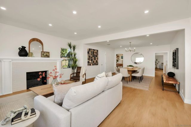 1900 W 41St St, Los Angeles, CA 90062