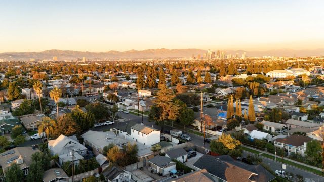 1900 W 41St St, Los Angeles, CA 90062