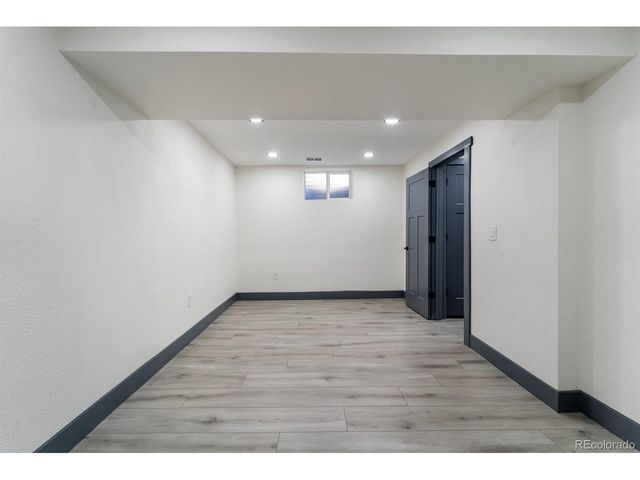 104 Stuart St, Denver, CO 80219