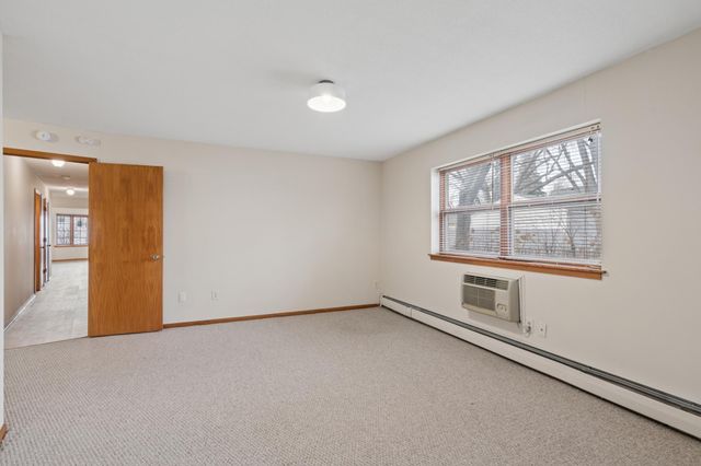 4516 Highway 7 1, Saint Louis Park, MN 55416