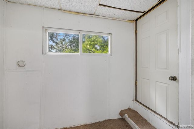 242 Crocker Boulevard, Mount Clemens, MI 48043