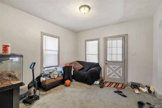 242 Crocker Boulevard, Mount Clemens, MI 48043
