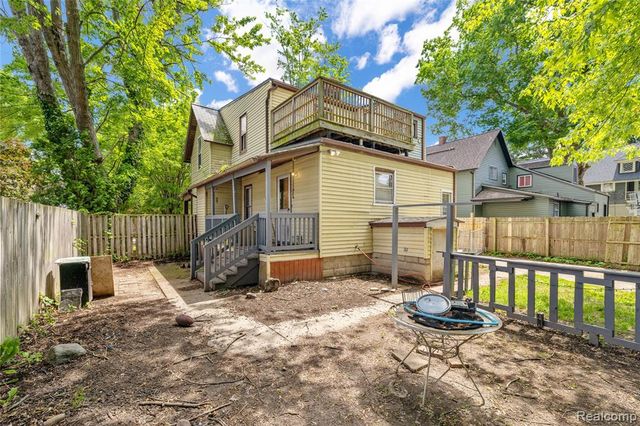 242 Crocker Boulevard, Mount Clemens, MI 48043