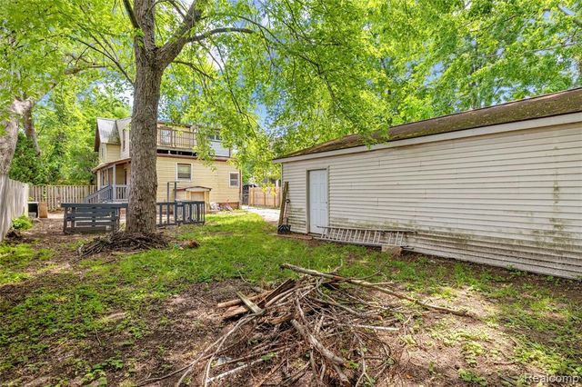 242 Crocker Boulevard, Mount Clemens, MI 48043