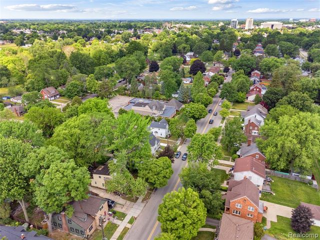 242 Crocker Boulevard, Mount Clemens, MI 48043