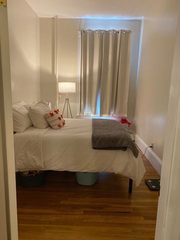 394 Marlborough St 6, Boston, MA 02115