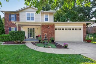 117 Meadow Ridge Court, St Peters, MO 63376