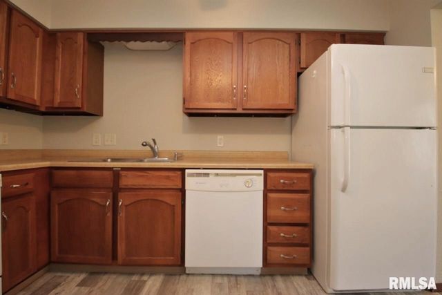 1471 Valle Vista Blvd Apt 3, Pekin, IL 61554