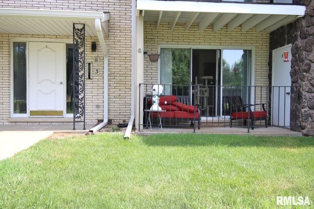1471 Valle Vista Blvd Apt 3, Pekin, IL 61554