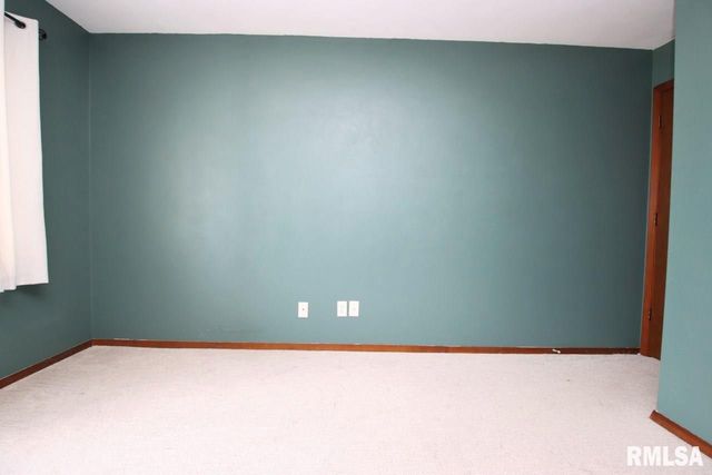 1471 Valle Vista Blvd Apt 3, Pekin, IL 61554