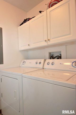 1471 Valle Vista Blvd Apt 3, Pekin, IL 61554