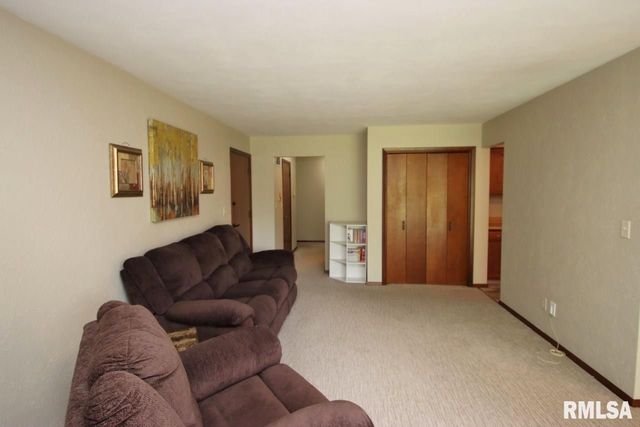 1471 Valle Vista Blvd Apt 3, Pekin, IL 61554