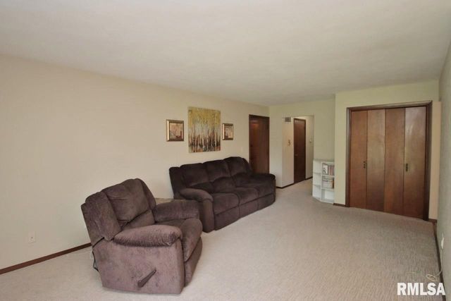 1471 Valle Vista Blvd Apt 3, Pekin, IL 61554