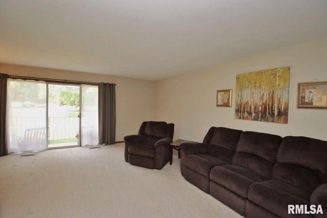 1471 Valle Vista Blvd Apt 3, Pekin, IL 61554