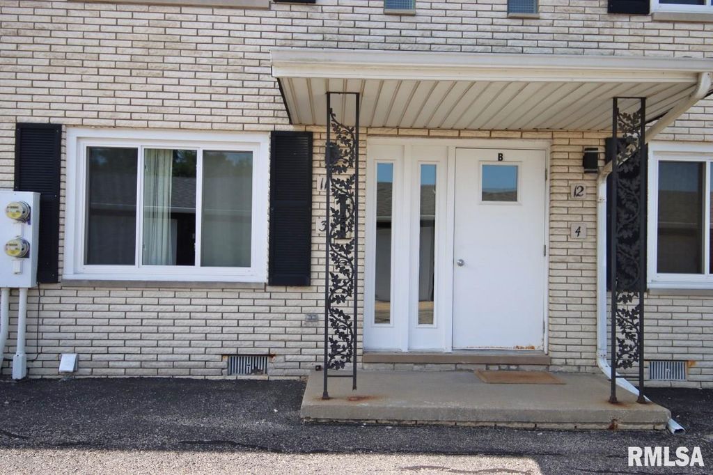 1471 Valle Vista Blvd Apt 3, Pekin, IL 61554