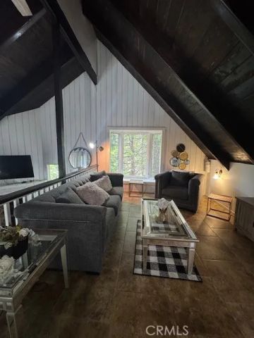 338 Mittry, Lake Arrowhead, CA 92352