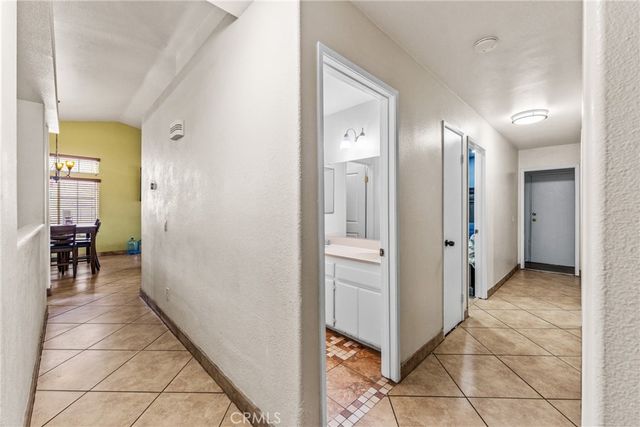14035 Clover Court, Fontana, CA 92335