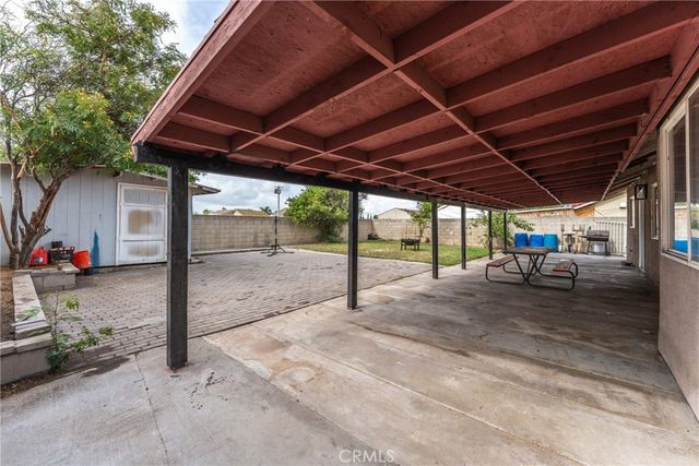 14035 Clover Court, Fontana, CA 92335