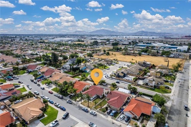 14035 Clover Court, Fontana, CA 92335