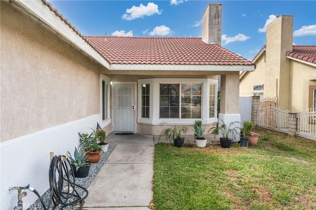 14035 Clover Court, Fontana, CA 92335