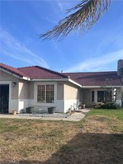 14035 Clover Court, Fontana, CA 92335
