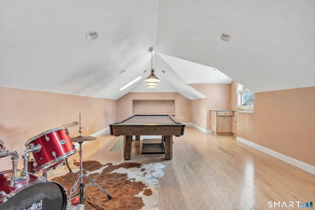 39 Golden Hill Lane, Shelton, CT 06484