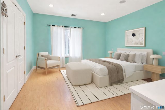 39 Golden Hill Lane, Shelton, CT 06484