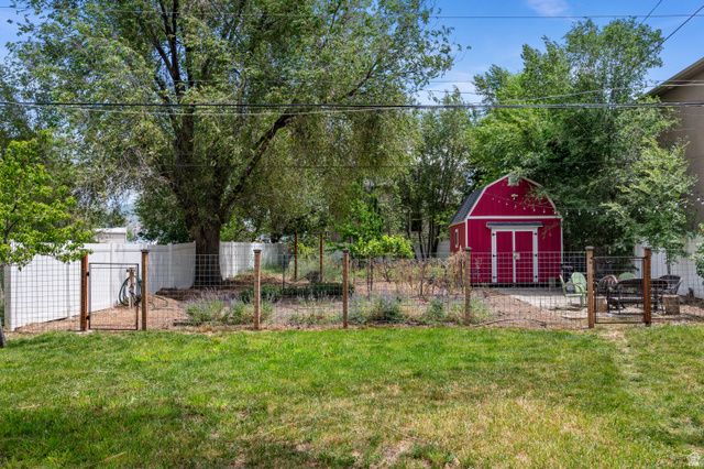 4647 S BOX ELDER ST, Murray, UT 84107
