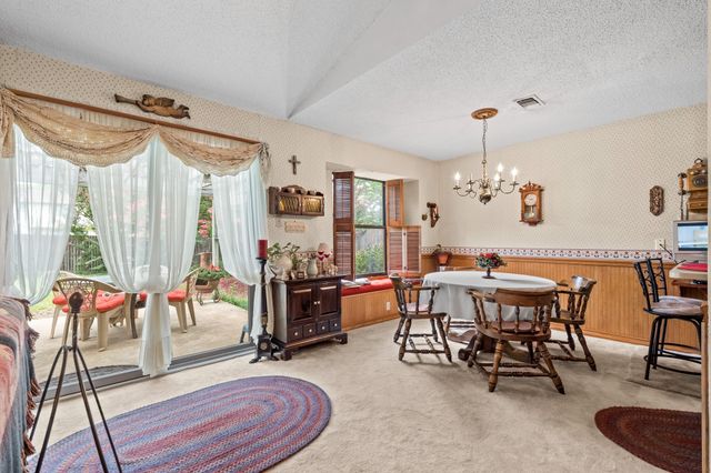 203 Juniper Drive, Arlington, TX 76018
