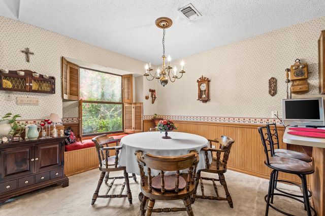 203 Juniper Drive, Arlington, TX 76018