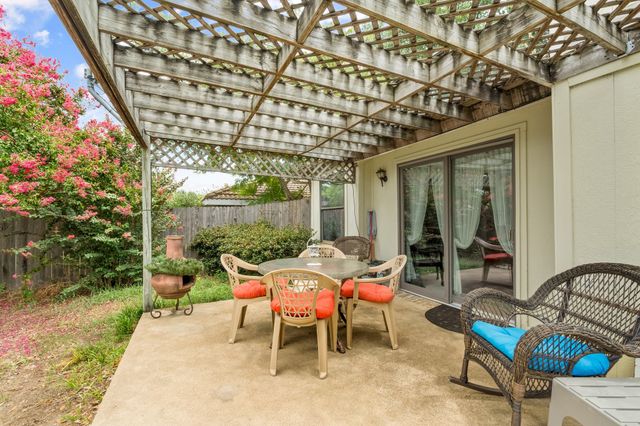 203 Juniper Drive, Arlington, TX 76018