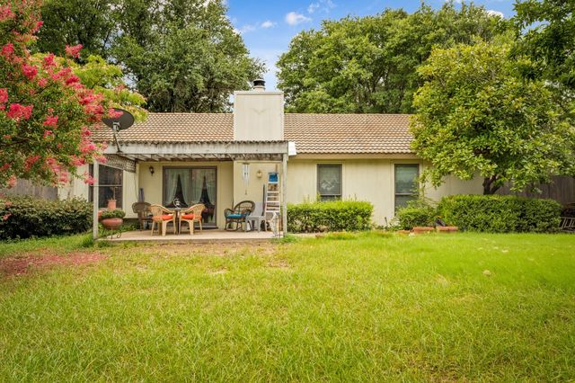 203 Juniper Drive, Arlington, TX 76018