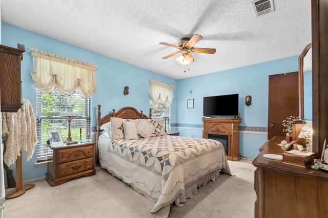 203 Juniper Drive, Arlington, TX 76018