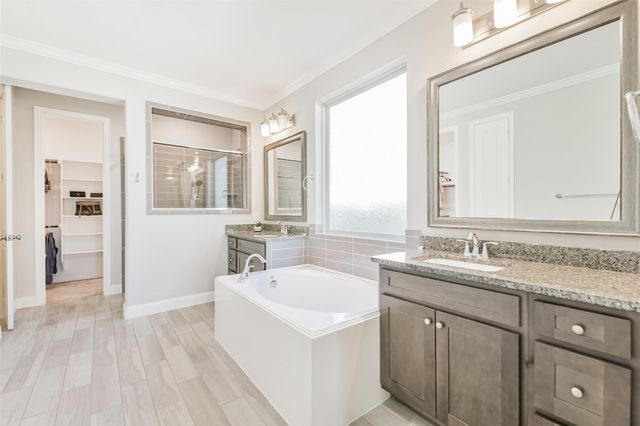 3235 Bellwick Chase Lane, Houston, TX 77365