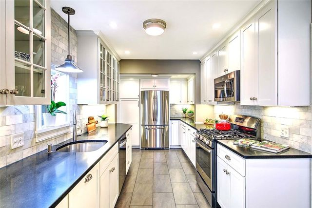 470 cole Avenue, Providence, RI 02906