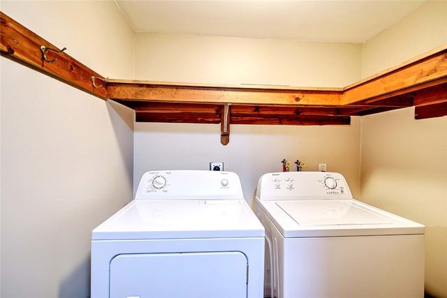 470 cole Avenue, Providence, RI 02906