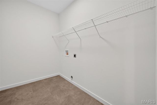 207 Kreder Lane, St Charles, MO 63304