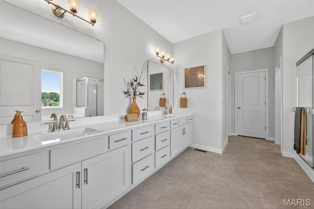 207 Kreder Lane, St Charles, MO 63304