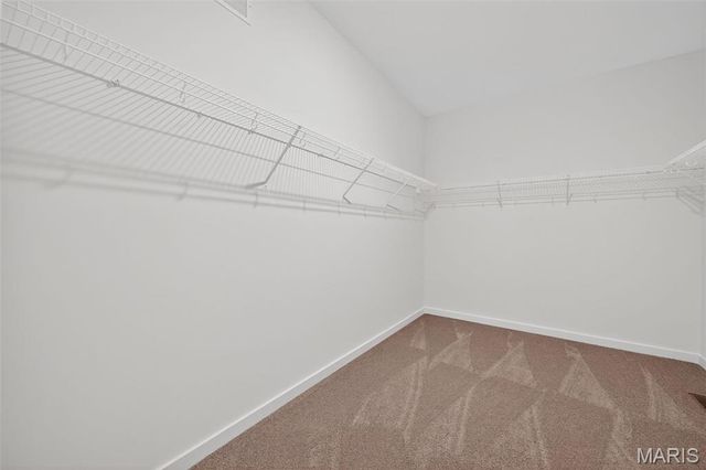 207 Kreder Lane, St Charles, MO 63304