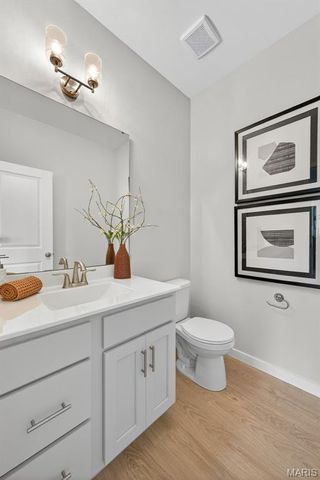 207 Kreder Lane, St Charles, MO 63304