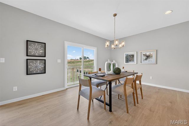 207 Kreder Lane, St Charles, MO 63304