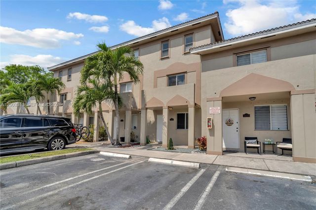 14226 NW 17th Ave 14226, Opa-locka, FL 33054