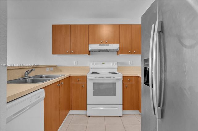 14226 NW 17th Ave 14226, Opa-locka, FL 33054