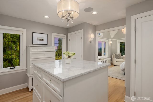 3715 47th Place NE, Seattle, WA 98105
