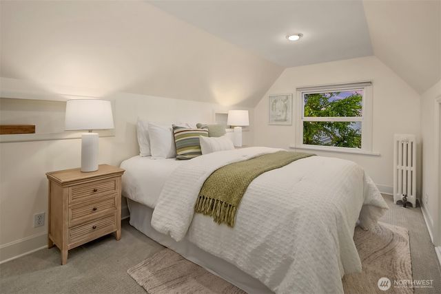 3715 47th Place NE, Seattle, WA 98105