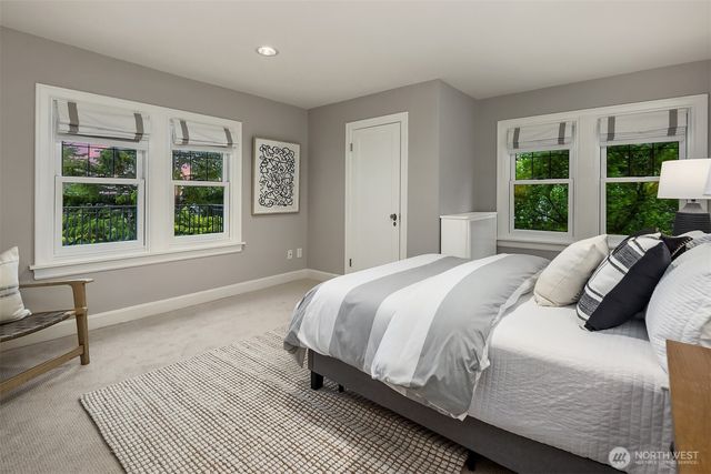 3715 47th Place NE, Seattle, WA 98105