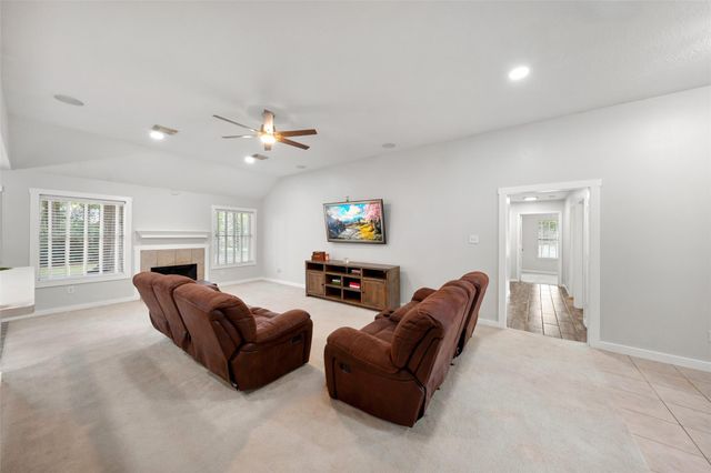 7318 Ramblewood Drive, Magnolia, TX 77354