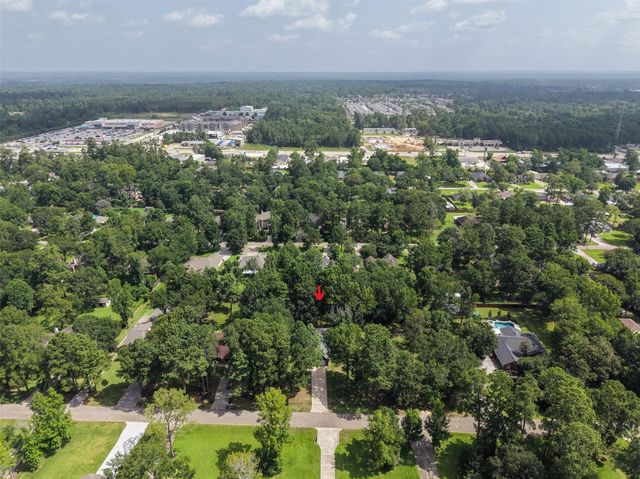 7318 Ramblewood Drive, Magnolia, TX 77354